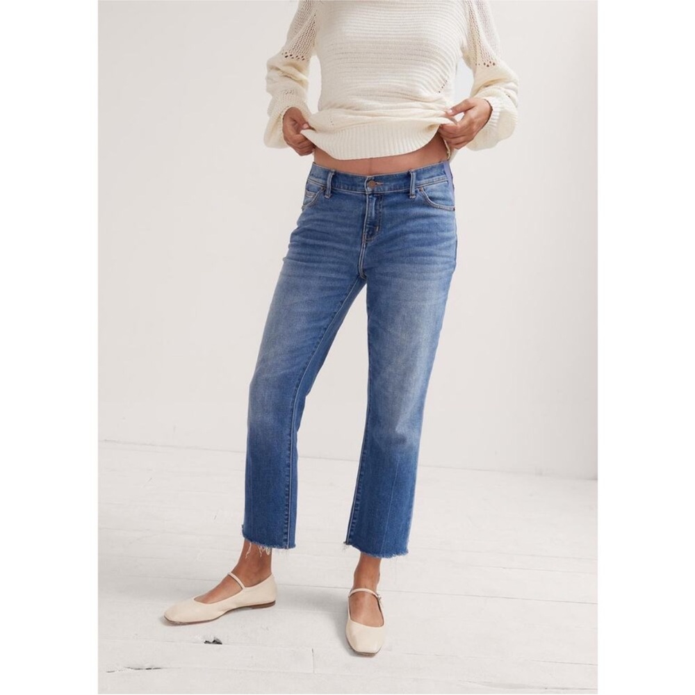 Women’s Mid-Rise Maternity Straight Crop Jeans in Blue